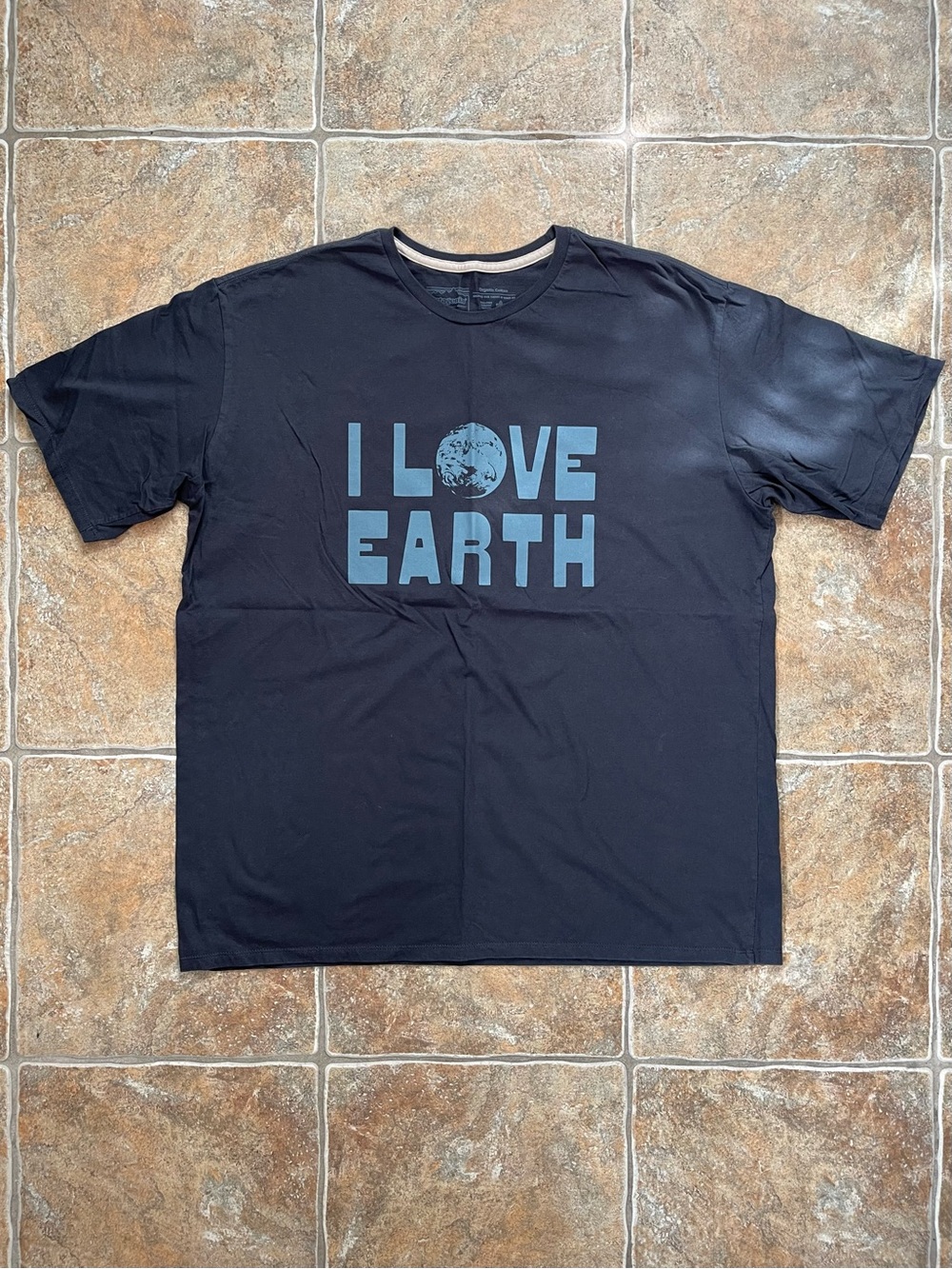 Men’s Love Earth Organic Cotton T-Shirt
